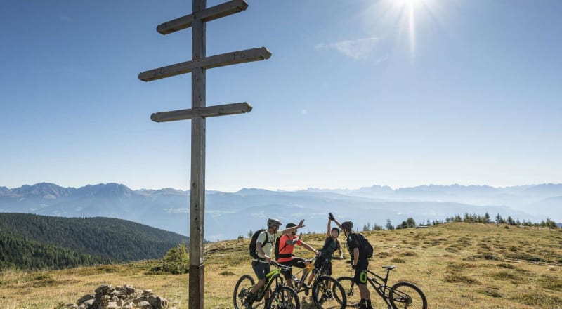 High Alpine Special Trail Week with E-MTBS